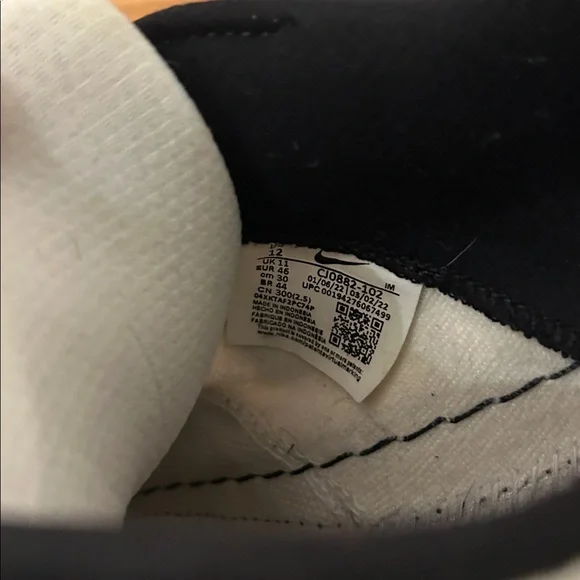 NIKE SB Alleyoop White/University Red/White/Black - Picture 6 of 7